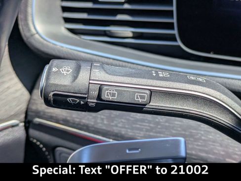 Used 2024 Mercedes-Benz GLE 350 4MATIC image 29