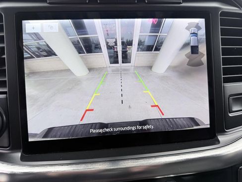 Used 2023 Ford F150 Lariat w/ Equipment Group 502A High image 48