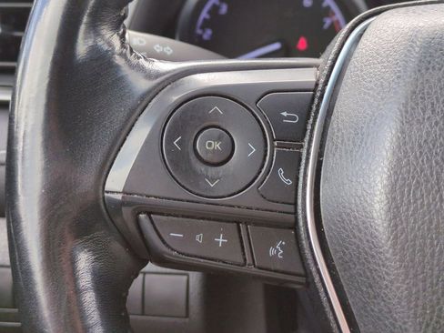 Used 2019 Toyota Camry SE image 23