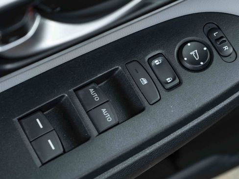 Used 2019 Honda CR-V EX-L image 36