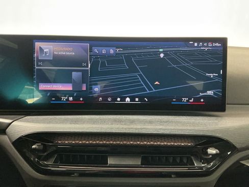 Certified 2025 BMW 330i xDrive Sedan w/ M Sport Package AWD/4WD image 11