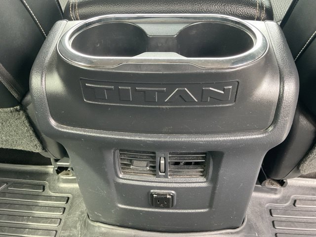 Used 2017 Nissan Titan PRO-4X AWD/4WD image 18
