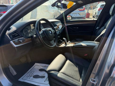 Used 2012 BMW 550i Sedan image 10