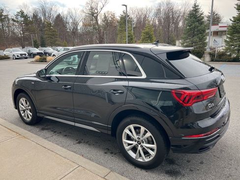 Used 2023 Audi Q3 2.0T Premium w/ Convenience Package image 37