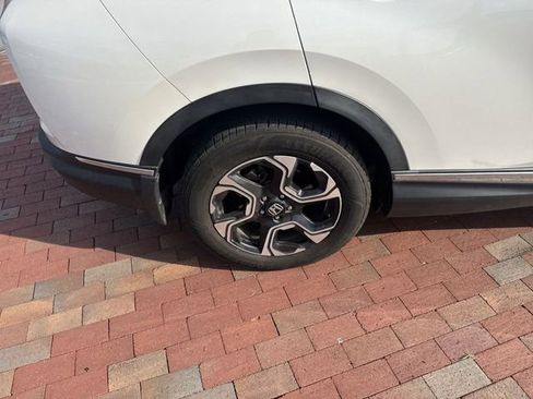 Used 2018 Honda CR-V Touring image 15