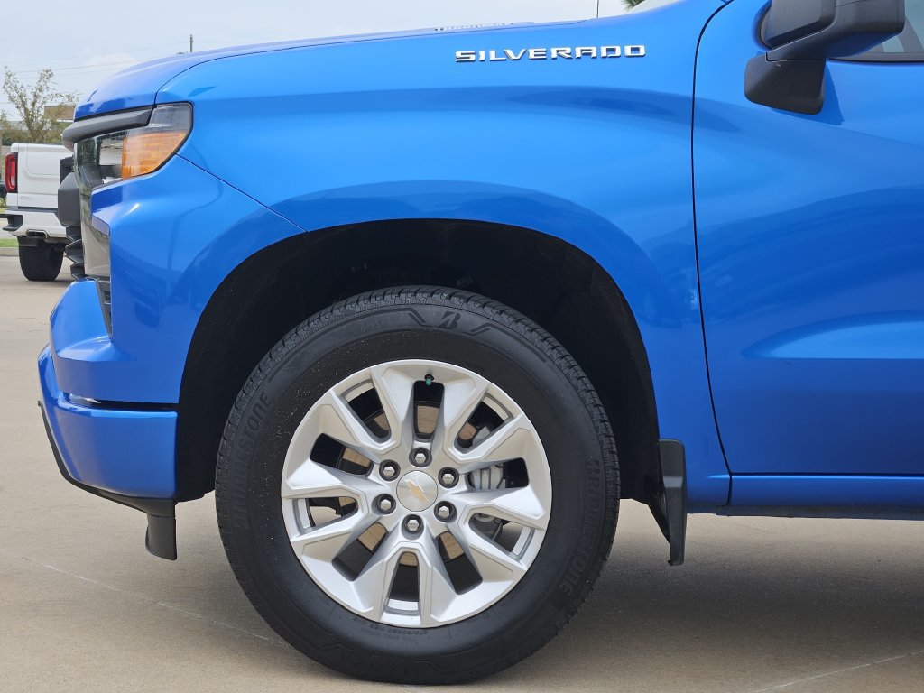 Used 2025 Chevrolet Silverado 1500 Custom RWD image 8