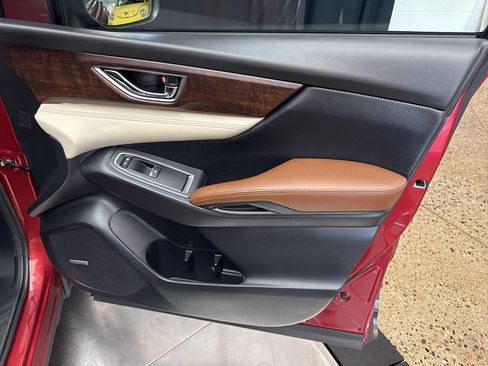 Used 2019 Subaru Ascent Touring w/ Popular Package #2 image 37