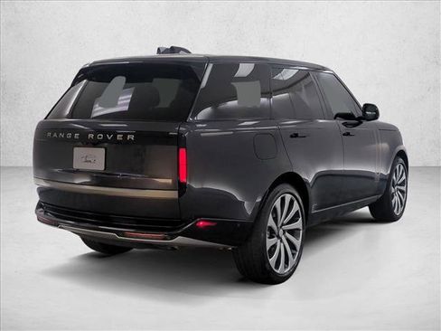 Certified 2025 Land Rover Range Rover SE AWD/4WD image 5