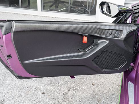 Used 2023 Lamborghini Huracan STO image 24