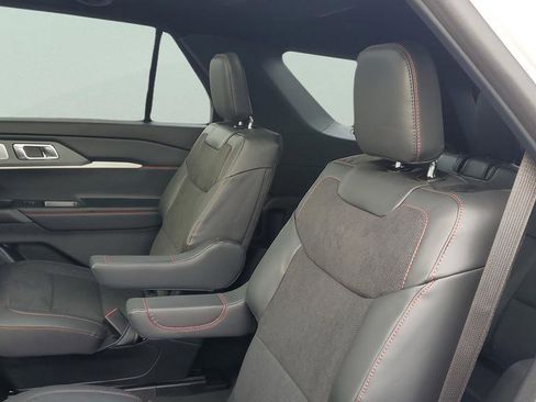 New 2026 Ford Explorer ST w/ Sun And Sound Package image 40