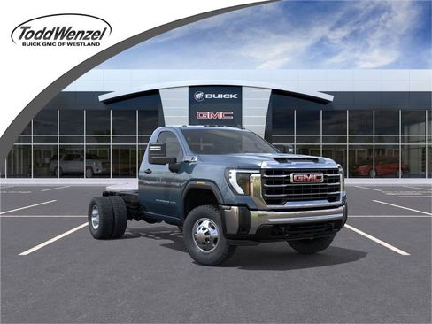 New 2026 GMC Sierra 3500 Pro w/ Fleet Convenience Package RWD image 1
