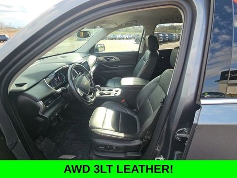 Used 2020 Chevrolet Traverse LT w/ LPO, Floor Liner Package AWD/4WD image 12