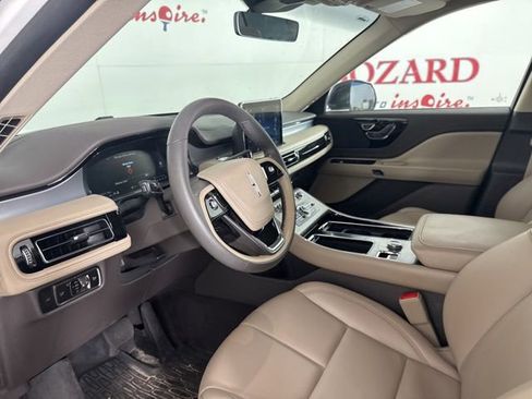 Used 2023 Lincoln Aviator 2WD w/ Class IV Trailer Tow Package image 12