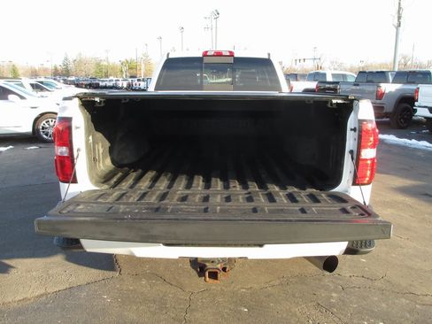 Used 2018 GMC Sierra 3500 Denali w/ Duramax Plus Package image 6