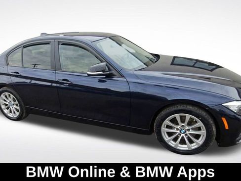 Used 2016 BMW 320i Sedan image 10