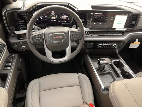 New 2026 GMC Sierra 1500 SLT image 7