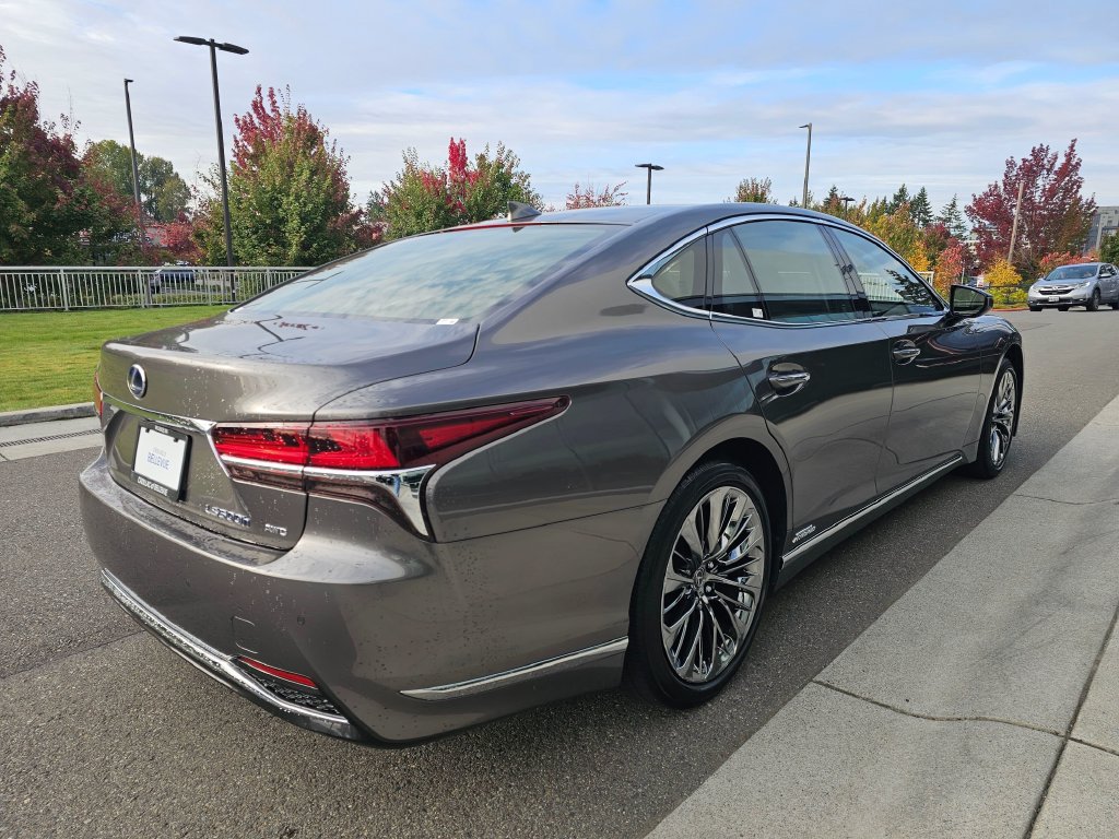 Used 2018 Lexus LS 500h AWD w/ Luxury Package image 7