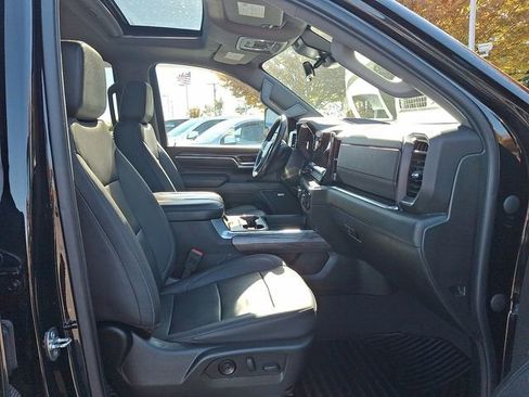 Certified 2024 Chevrolet Silverado 2500 LTZ w/ LTZ Premium Package image 27