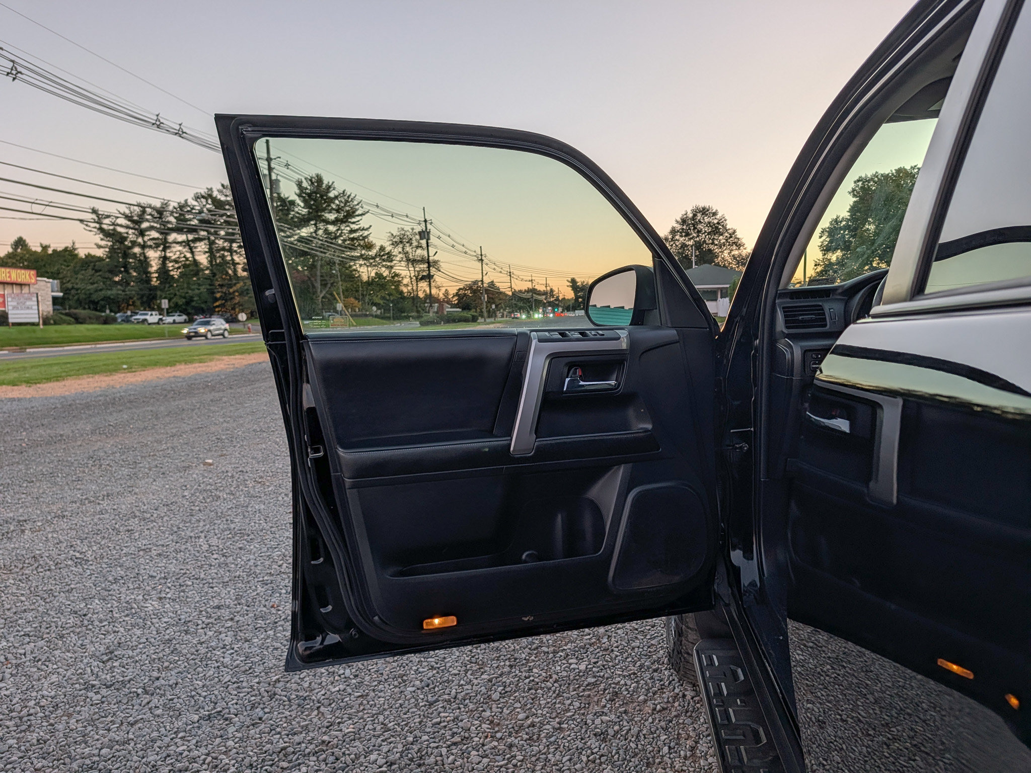 Used 2014 Toyota 4Runner SR5 Premium AWD/4WD image 10