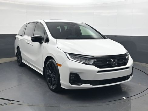 New 2026 Honda Odyssey Sport-L image 2