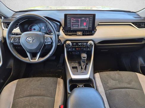 Used 2020 Toyota RAV4 XLE w/ XLE Grade Weather Package FWD image 15