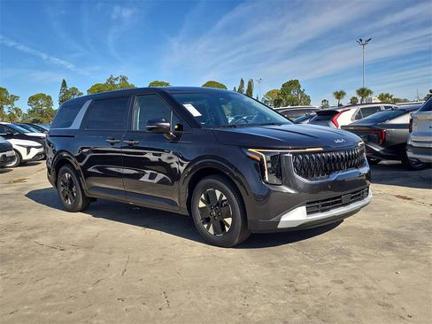 New 2026 Kia Carnival LXS image 2