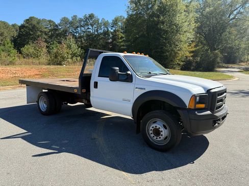 Used 2006 Ford F450 165  W.B. 2D image 11