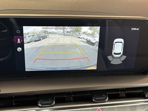 Certified 2025 Kia Telluride S FWD image 28