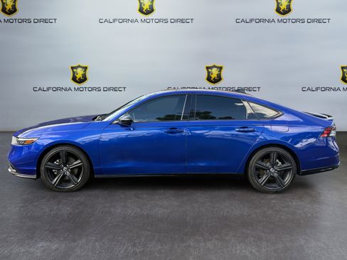 Used 2023 Honda Accord Sport image 2