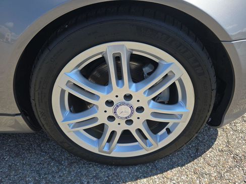 Used 2004 Mercedes-Benz SLK 320 image 16