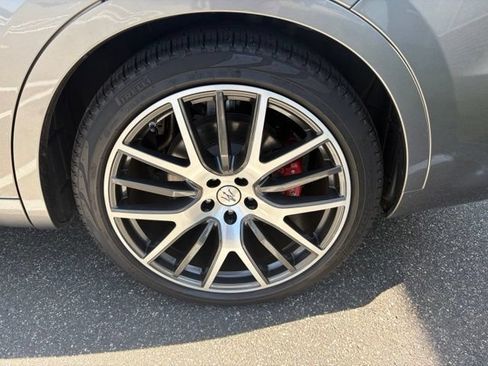 Used 2022 Maserati Levante Modena AWD/4WD image 24