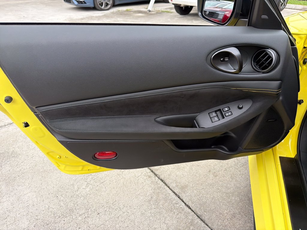 Used 2023 Nissan Z w/ Floor Mat Package (L93) RWD image 14