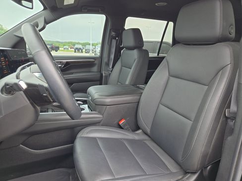 Certified 2025 Chevrolet Tahoe Z71 w/ Comfort Package AWD/4WD image 10