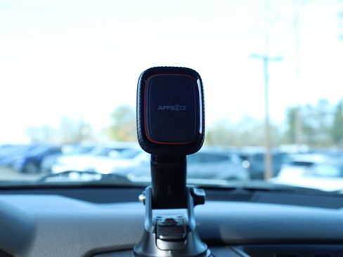 Used 2017 RAM 2500 Tradesman w/ Chrome Appearance Group image 11