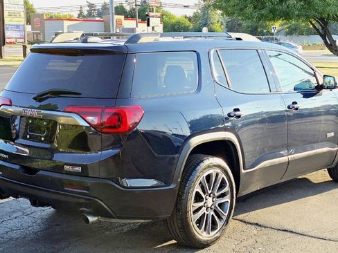 Used 2017 GMC Acadia SLT AWD/4WD image 6