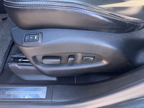 Used 2014 Cadillac SRX Luxury image 16