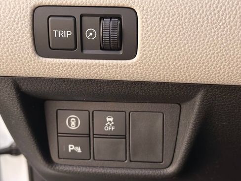 Used 2021 Honda Accord EX-L image 32