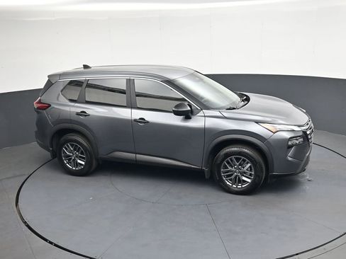 Certified 2026 Nissan Rogue S FWD image 31