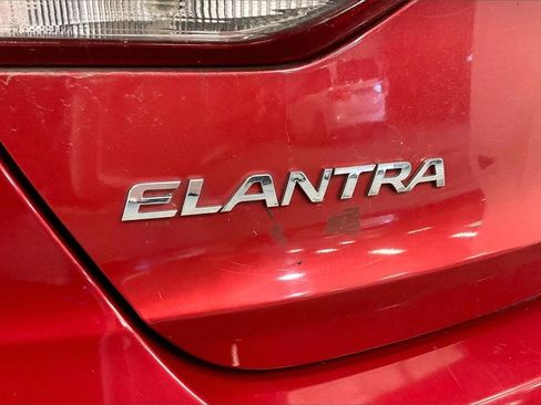 Used 2018 Hyundai Elantra SEL image 24