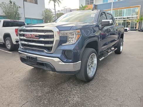 Used 2020 GMC Sierra 1500 SLE w/ SLE Value Package image 17
