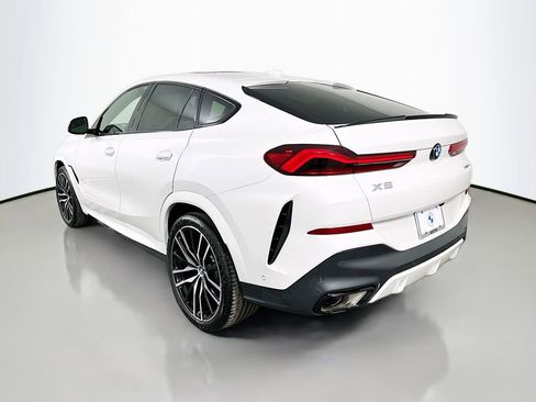 New 2026 BMW X6 xDrive40i w/ Climate Comfort Package image 7