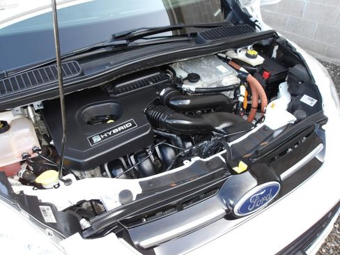 Used 2017 Ford C-MAX SE image 28