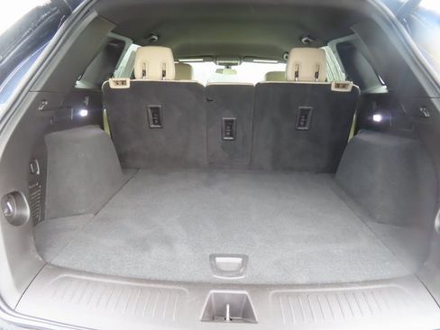 Used 2019 Cadillac XT5 FWD image 35