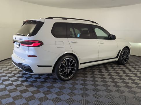 New 2026 BMW X7 M60i image 7