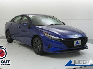 Used 2022 Hyundai Elantra SEL w/ Convenience Package image 1