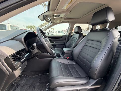 Used 2025 Honda CR-V EX-L image 9