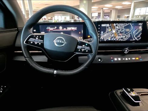 Certified 2024 Nissan Ariya FWD image 4