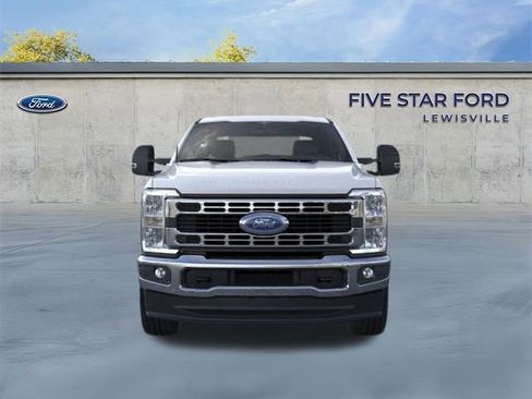 New 2025 Ford F250 XLT w/ FX4 Off-Road Package image 2