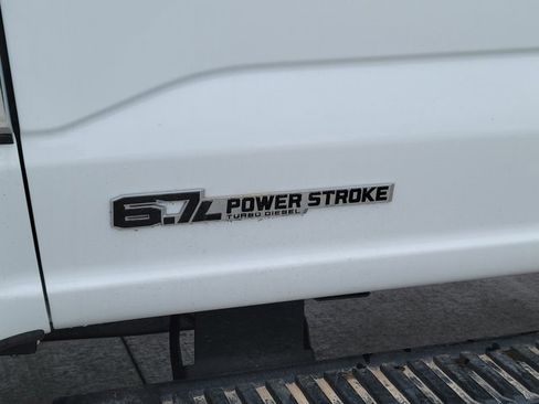 New 2025 Ford F350 XL w/ XL Chrome Package image 13