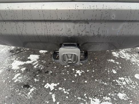 Used 2023 Honda Pilot Sport image 10